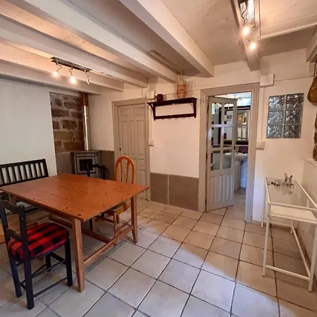 Pasiega Lo Macario *